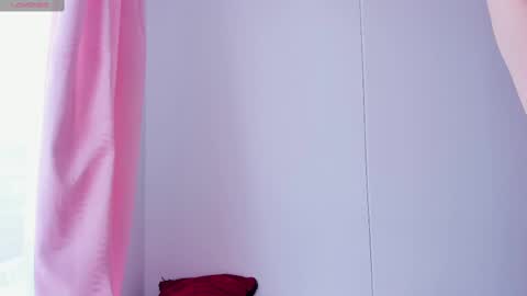 Snapshot of electraa_fox chatting on March 3, 2025, 8:54 pm Electra online show from March 3, 2025, 8:54 pm