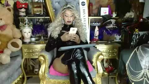 Snapshot of electracock1 chatting on June 2, 2026, 8:44 pm electracock1 online show from June 2, 2026, 8:44 pm