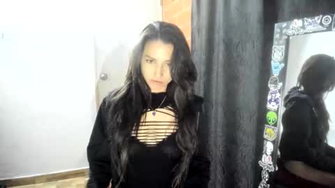 Electradevis2 online show from January 7, 2026, 12:13 am