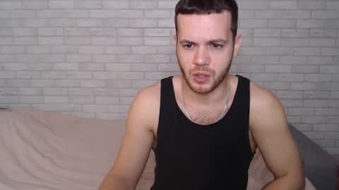 Snapshot of electric_smile chatting on November 2, 2025, 6:27 am Alex online show from November 2, 2025, 6:27 am