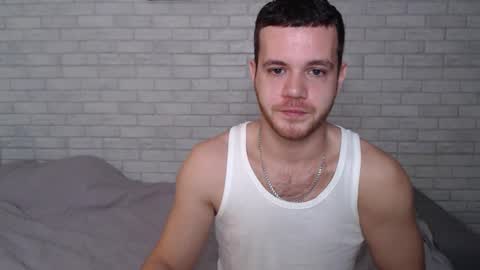 Snapshot of electric_smile chatting on November 9, 2025, 5:28 am Alex online show from November 9, 2025, 5:28 am