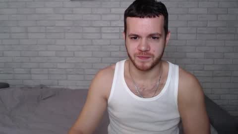 Snapshot of electric_smile chatting on November 21, 2025, 5:17 am Alex online show from November 21, 2025, 5:17 am