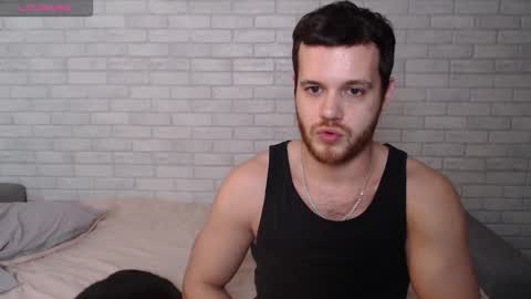 Snapshot of electric_smile chatting on December 15, 2025, 6:23 pm Alex online show from December 15, 2025, 6:23 pm