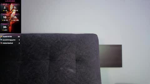 Snapshot of eleecttraa_12 chatting on October 17, 2025, 8:11 pm Electra online show from October 17, 2025, 8:11 pm