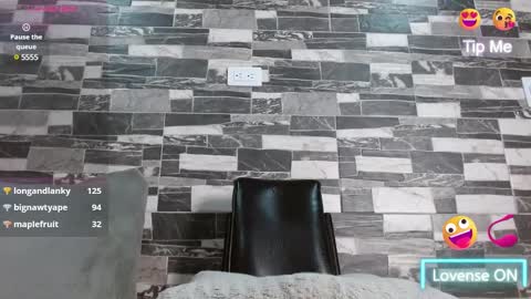 eleg_ochoa7 online show from January 27, 2025, 8:18 am