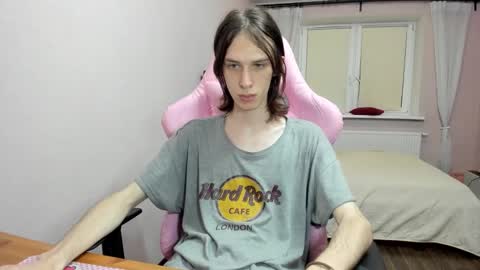 Snapshot of eleganc3 chatting on September 19, 2025, 8:53 pm eleganc3 online show from September 19, 2025, 8:53 pm