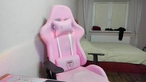 Snapshot of eleganc3 chatting on November 2, 2025, 6:43 pm eleganc3 online show from November 2, 2025, 6:43 pm