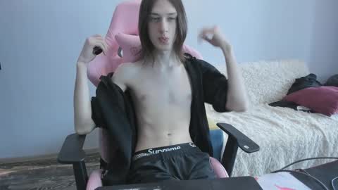 eleganc3 online show from February 26, 2026, 8:24 am