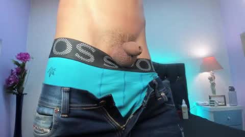 Elegant online show from December 6, 2024, 2:17 pm