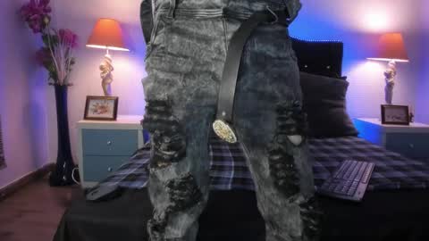 Elegant online show from January 7, 2025, 2:42 am