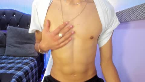 Elegant online show from January 10, 2025, 6:09 am