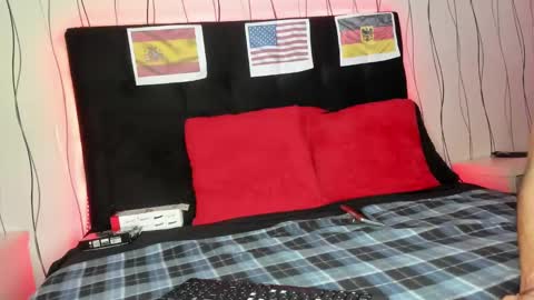 Elegant online show from January 16, 2025, 3:02 am