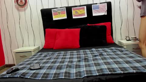 Elegant online show from January 18, 2025, 2:36 am