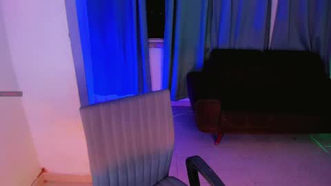 Snapshot of eleih chatting on May 13, 2026, 2:09 am eleih online show from May 13, 2026, 2:09 am