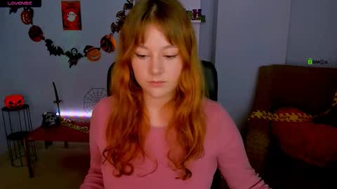 elen_dark online show from October 28, 2025, 8:33 pm