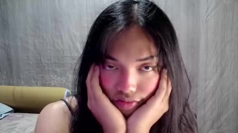 elenacum online show from October 10, 2025, 12:48 pm