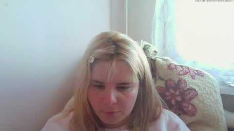 Elena online show from May 11, 2026, 4:04 pm