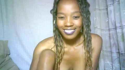 Snapshot of elenah0123 chatting on January 27, 2025, 6:19 am elenah013 online show from January 27, 2025, 6:19 am