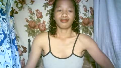 Snapshot of elenah0123 chatting on February 21, 2026, 9:21 am elenah013 online show from February 21, 2026, 9:21 am