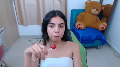 agnes online show from February 26, 2025, 10:53 pm