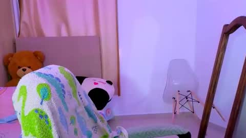 agnes online show from February 21, 2026, 6:42 pm