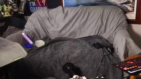 Snapshot of elephantrunkman chatting on December 23, 2025, 4:43 am elephantrunkman online show from December 23, 2025, 4:43 am