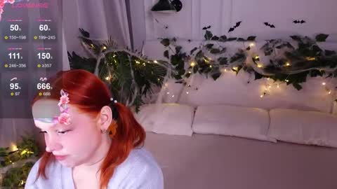 Snapshot of elfamirielle chatting on November 7, 2025, 6:35 am Elfa online show from November 7, 2025, 6:35 am