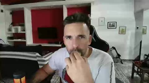 Snapshot of elfetas chatting on January 4, 2025, 1:21 am elfetas online show from January 4, 2025, 1:21 am