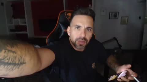 Snapshot of elfetas chatting on January 6, 2025, 12:27 am elfetas online show from January 6, 2025, 12:27 am