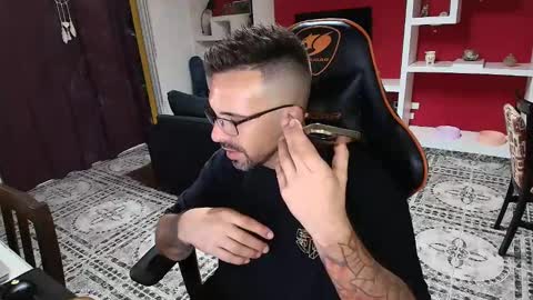 Snapshot of elfetas chatting on January 19, 2025, 6:53 am elfetas online show from January 19, 2025, 6:53 am