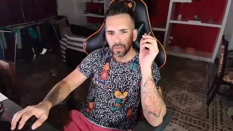 Snapshot of elfetas chatting on February 11, 2025, 1:52 am elfetas online show from February 11, 2025, 1:52 am