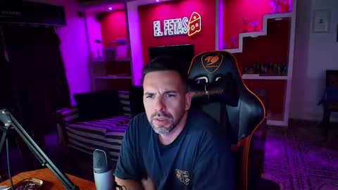 Snapshot of elfetas chatting on October 20, 2025, 1:39 am elfetas online show from October 20, 2025, 1:39 am