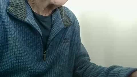 Snapshot of elfyonee chatting on September 23, 2025, 2:20 pm elfyonee online show from September 23, 2025, 2:20 pm