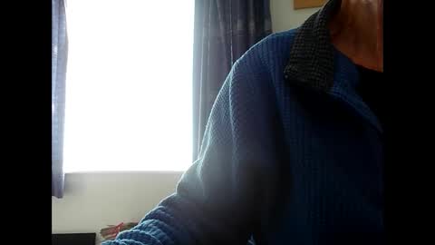 Snapshot of elfyonee chatting on November 5, 2025, 11:43 am elfyonee online show from November 5, 2025, 11:43 am