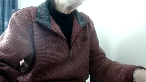 Snapshot of elfyonee chatting on November 28, 2025, 9:45 am elfyonee online show from November 28, 2025, 9:45 am