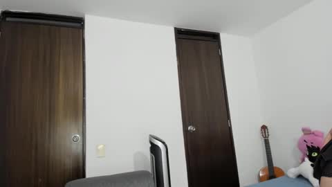 eli_dl online show from October 29, 2025, 8:38 am