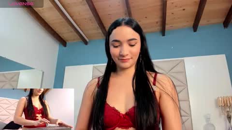 Snapshot of eli_duran chatting on December 5, 2025, 12:03 pm Eli online show from December 5, 2025, 12:03 pm