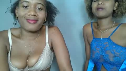 elia011 online show from February 9, 2025, 12:52 pm