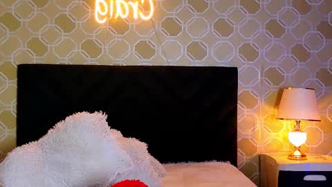 Snapshot of elian_craiggggg chatting on February 13, 2026, 2:40 am Elian online show from February 13, 2026, 2:40 am