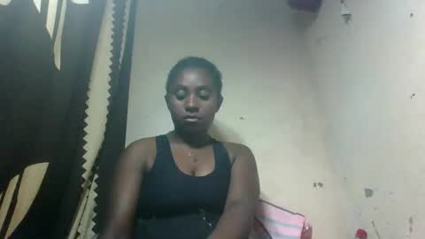 Snapshot of eliannee chatting on January 6, 2026, 7:06 pm eliannee online show from January 6, 2026, 7:06 pm