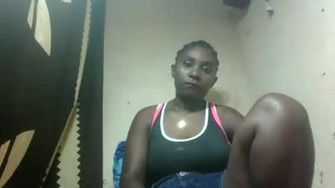 Snapshot of eliannee chatting on January 7, 2026, 11:56 am eliannee online show from January 7, 2026, 11:56 am