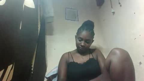 Snapshot of eliannee chatting on January 9, 2026, 6:49 am eliannee online show from January 9, 2026, 6:49 am