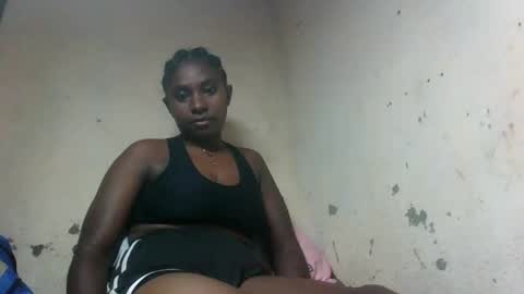 Snapshot of eliannee chatting on January 15, 2026, 7:50 pm eliannee online show from January 15, 2026, 7:50 pm