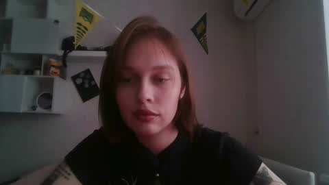 elicandy_ online show from June 24, 2026, 2:16 pm