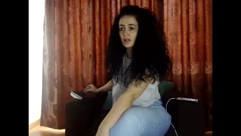 Snapshot of eliebullet chatting on October 24, 2025, 12:01 pm eliebullet online show from October 24, 2025, 12:01 pm