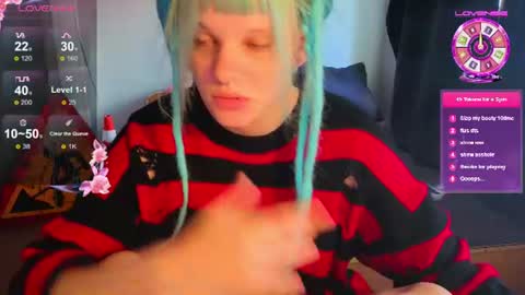 elieiza_xo online show from July 3, 2026, 9:27 am