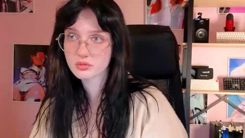Snapshot of eliejay chatting on September 14, 2025, 8:08 pm Ellie online show from September 14, 2025, 8:08 pm