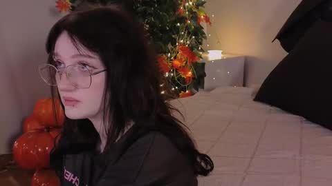 Snapshot of eliejay chatting on November 4, 2025, 5:06 am Ellie online show from November 4, 2025, 5:06 am