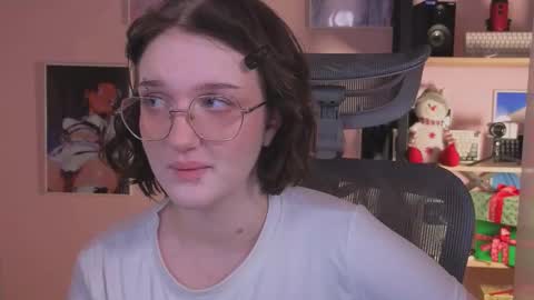 Snapshot of eliejay chatting on November 27, 2025, 5:20 am Ellie online show from November 27, 2025, 5:20 am