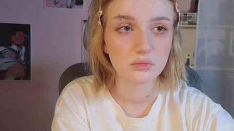 Snapshot of eliejay chatting on February 3, 2026, 5:05 am Ellie online show from February 3, 2026, 5:05 am